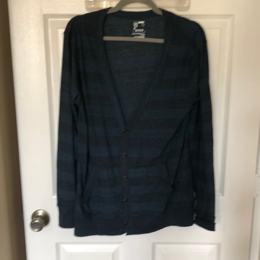 5/$15! Men’s cardigan